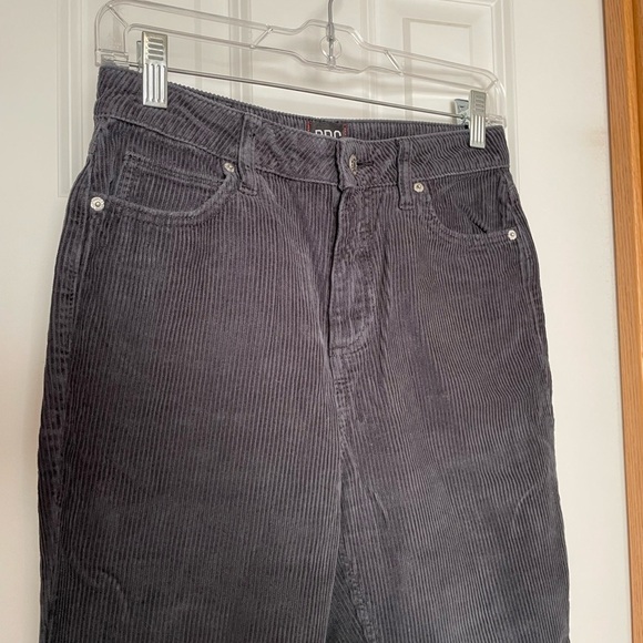 BDG Mom High Rise Corduroy Pants Size 26 Grey/Navy - Picture 3 of 12